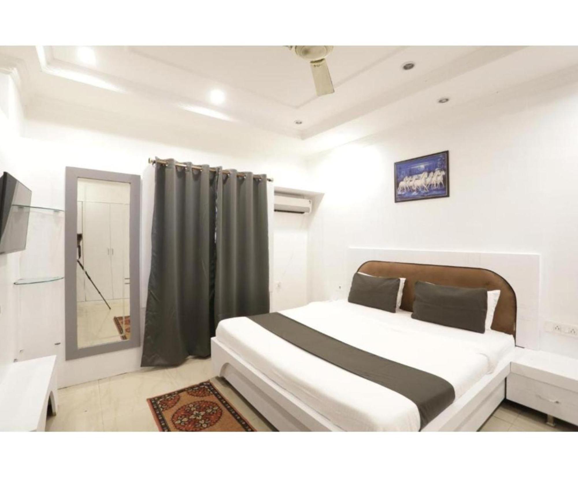 Day S Inn Luxury Stay Near Care Hospital In Budget Friendly Price Best Seller Bhubaneswar Exterior photo