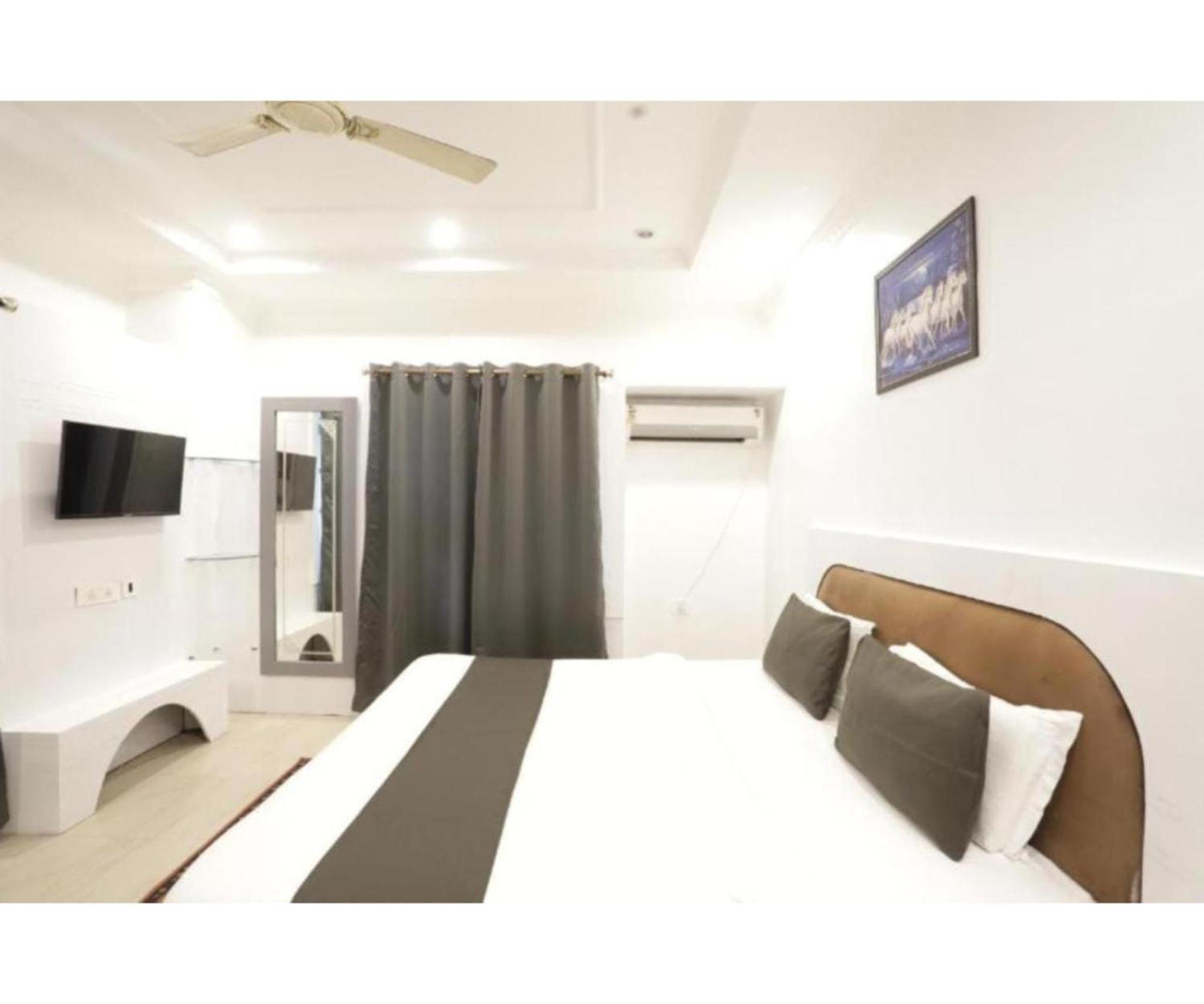Day S Inn Luxury Stay Near Care Hospital In Budget Friendly Price Best Seller Bhubaneswar Exterior photo